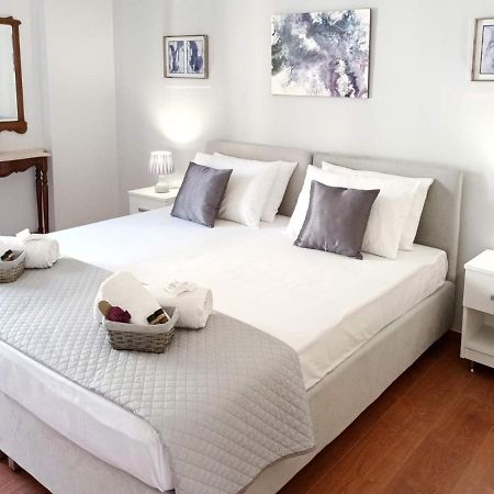 Natasha'S Apartment Corfu Town Luaran gambar